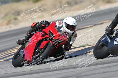 media/Oct-13-2025-Moto Forza (Mon) [[a66d839500]]/2-A Group/Session 3 (Turn 16)/